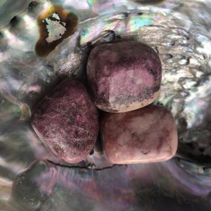 Pierre cobaltocalcite pierre roulée