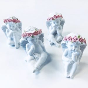 Ange penseur couronne de roses rose 9cm - boutique La Porte des Secrets