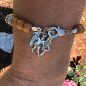 bracelet archange Michael aqua marine et bois d'encens - bracelet ajustable - Boutique ésotérique La Porte des Secrets