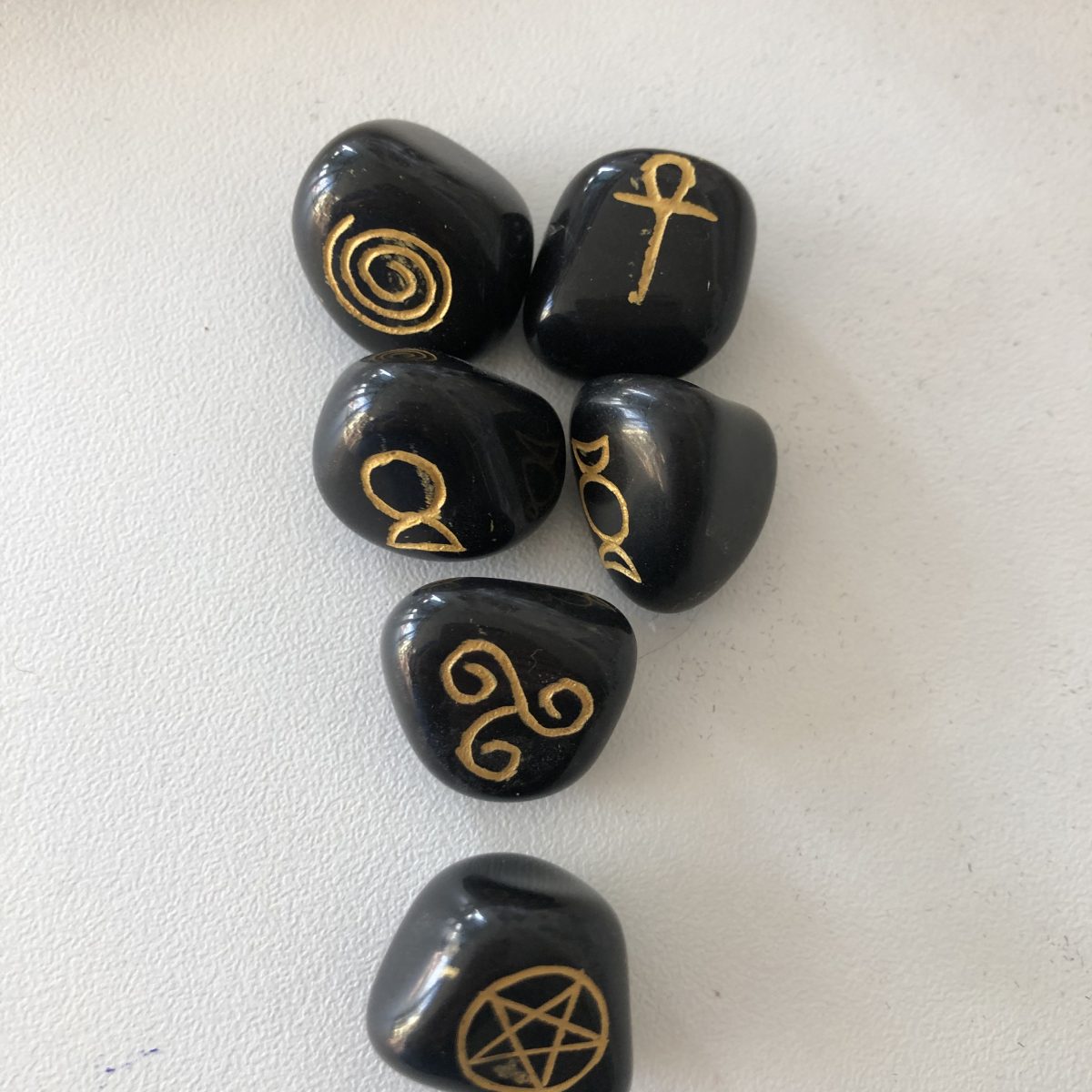 Runes & Wicca - La Porte des Secrets