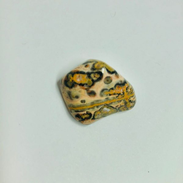 Jaspe léopard en pierre roulée