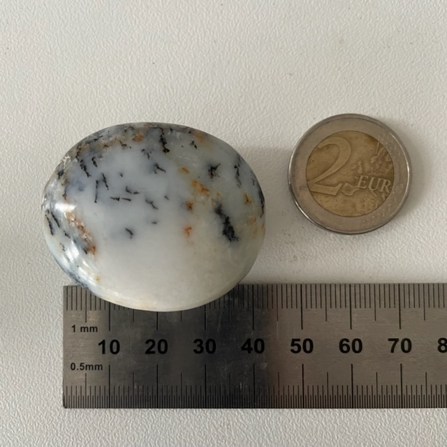 RARE !! OPALE BLANCHE ET MULTICOLORE D'ETHIOPIE : 6,20 CARATS