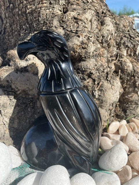 Aigle en Obsidienne noire fait main au Mexique boutique La Porte des Secrets