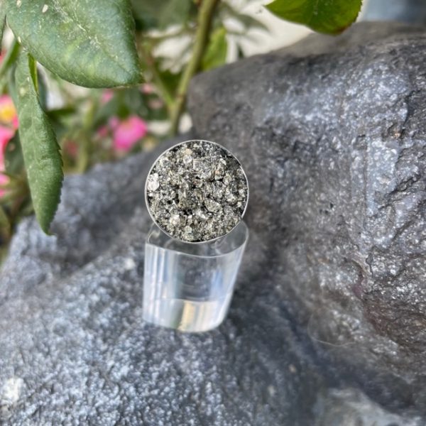 bague pierre Pyrite ronde du Pérou artisanat fait au Mexique taille réglable boutique La Porte des Secrets