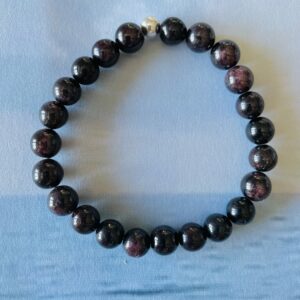 Bracelet pierres de JANVIER, pierre de' Grenat véritable - Boutique de pierres La Porte des Secrets