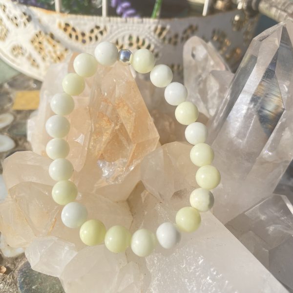 Bracelet en Jade ivoire perles 8mm - Boutique de lithothérapie La Porte des Secrets