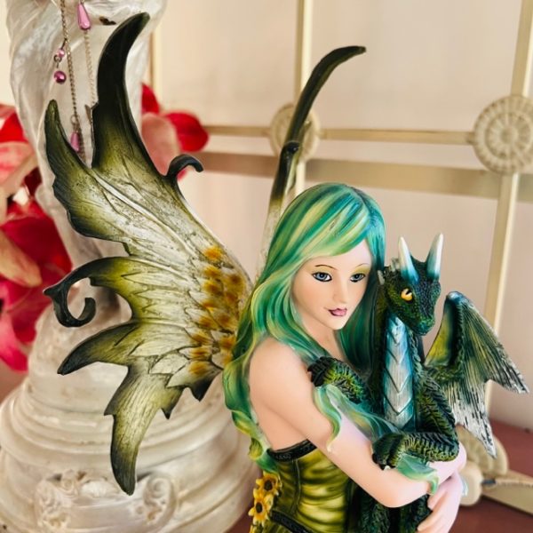 Fée et Dragon - La fée Dragonne de 26cm - boutique La Porte des Secrets