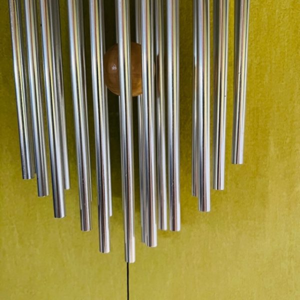 Carillon à vent 22 tubes Aluminium et support en bois naturel - La Porte  des Secrets