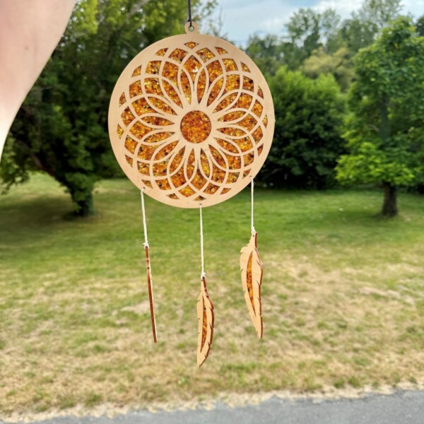 Capteur de rêve en Ambre véritable et bois de Bouleau - Diamètre 21 cm, hauteur environ 42 cm. Boutique La Porte des Secrets