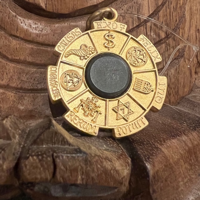 Médaille EXO 7 avec aimant Porte chance