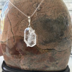 Quartz à Âme rare est recherché - pendentif 3 cm - Boutique La Porte des Secrets