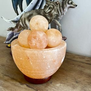 Lampe de sel rose coupe remplie de 5 sphères de sel 3.500 kg - Boutique La Porte des Secrets
