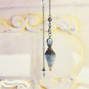 Pendule d'aigue marine dans orgone argent vieilli - Boutique ésotérique La Porte des Secrets