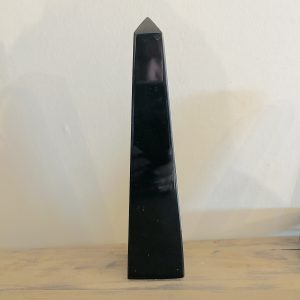 Obélisque Obsidienne noire fait main au Mexique 21 cm - Boutique La Porte des Secrets