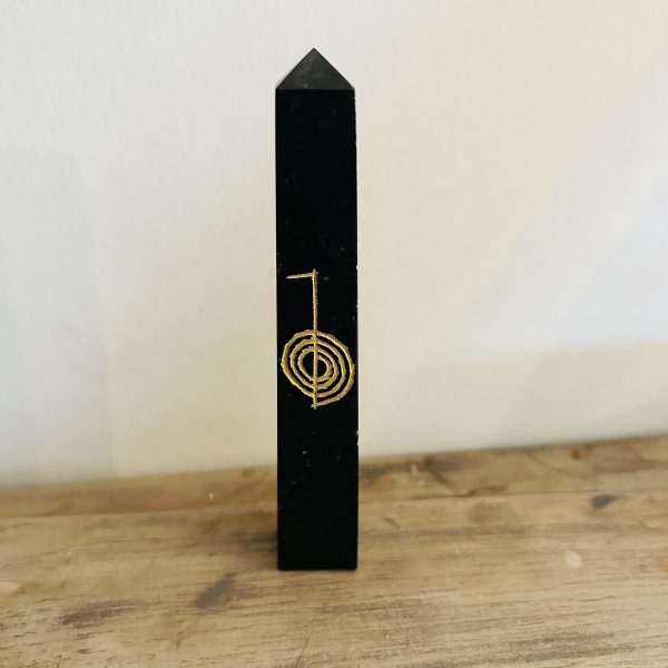 Obélisque Reiki en Obsidienne noire, gravures or hauteur 11 cm - Boutique La Porte des Secrets