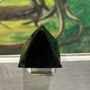 Pyramide d'Obsidienne noire du Mexique 4 cm x 4 cm hauteur 4.5 cm - Boutique La Porte des Secrets