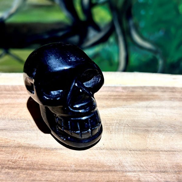 Crâne obsidienne oeil céleste du Mexique fait main 7.7 cm poids 0352 kg Boutique La Porte des Secrets