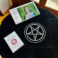 tapis tarot cloth pentacle velvet couleur noir Lo Scarabgeo Boutique ésotérique La Porte des Secrets