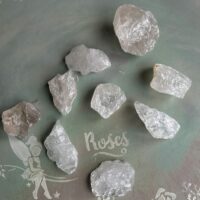 Cristal de roche extra brut du Brésil - Rien de mieux pour donner de l'énergie et booster ou aider vos végétaux taille environ 5-7cm Boutique de lithothérapie La Porte des Secrets