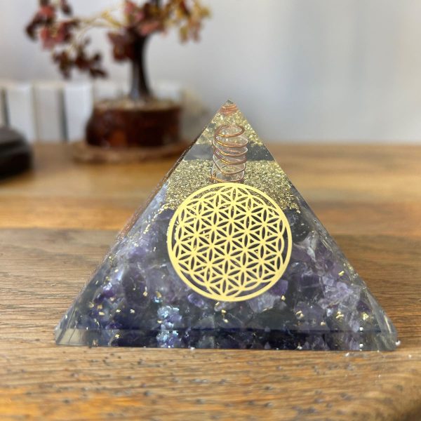 Pyramide Améthyste fleur de vie et orgone 7.5cm boutique La Porte des Secrets