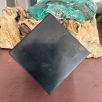 Cube Shungite de Russie (Carélie) - grand cube 6.5 cm - boutique La Porte des Secrets