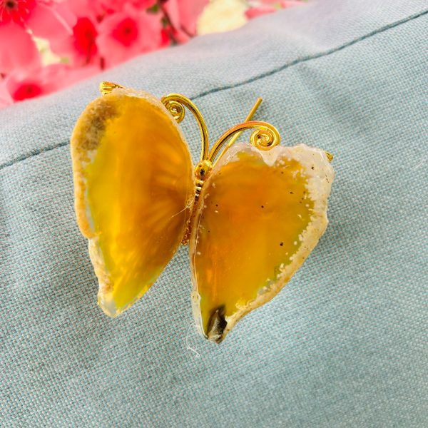 Papillon ailes jaune en agate naturelle 6.5cm - boutique La Porte des Secrets