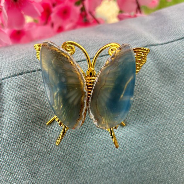 Papillon ailes bleue en agate naturelle et support métal doré - taille aile 7.5 x 5.5 cm - boutique La Porte des Secrets