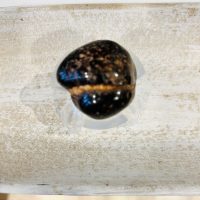 Bronzite boule d'Afrique du Sud - taille 5.5 cm - poids environ 80 grammes - boutique La Porte des Secrets