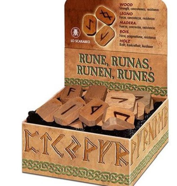 Runes en bois précieux - coffret Lo Scarabéo. Boutique ésotérique La Porte des Secrets