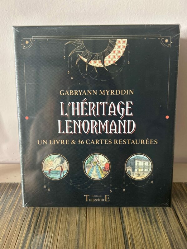 L' Héritage Lenormand - Coffret 36 cartes, un grand tableau double de tirage et le livre de 176 pages. Boutique et librairie ésotérique La Porte des Secrets
