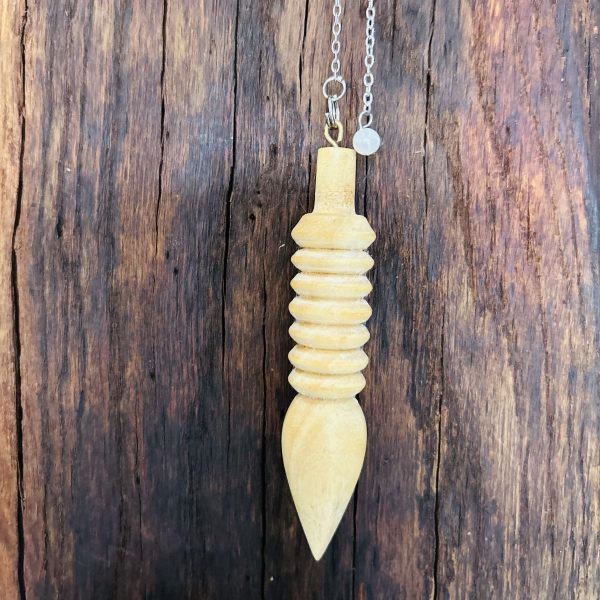 Pendule égyptien Osiris bois de buis 10 cm. Boutique ésotérique La Porte des Secrets