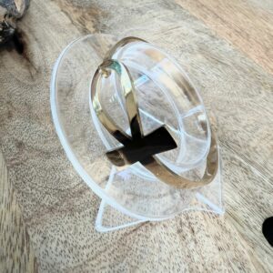 Bracelet croix de vie en métal doré inoxydable azjustable poignet 16-19cm environ; Très féminin, agréable et facile à porter. Tour de poignet de 15 à 20 cm. Boutique ésotérique La Porte des Secrets