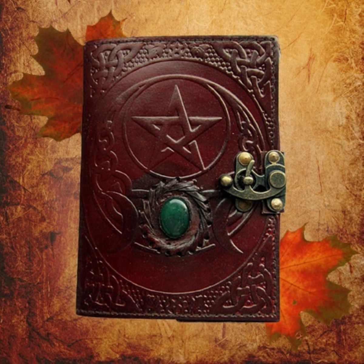 Grimoire magique Pentagramme gravé triple Moon – Agate Verte, pierre d’harmonie