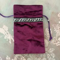 Cadeau : Pochette cadeau assortie à la nappe de divination 20 cmBoutique La Porte des Secrets