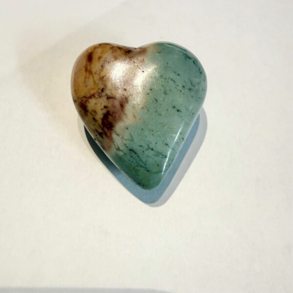 coeur Jaspe Polychrome aussi appelé jaspe imérial ou jaspe imprimé 2.7 cm Pierre naturelle polie Madagascar. Boutique La Porte des Secrets