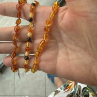Les Colliers en ambre naturel et homologués pour bébé de la Boutique la Porte des Secrets - vendu à l'unité. Taille 32-33 cm. Boutique La Porte des Secrets
