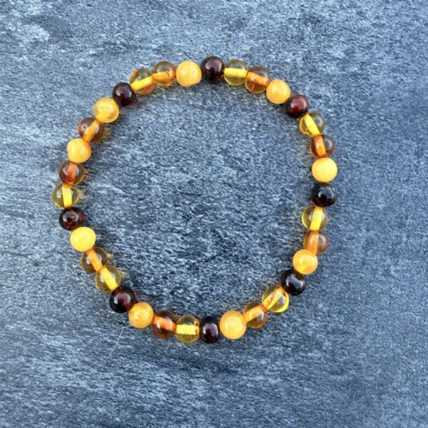 Bracelet Ambre 3 couleurs 3-4mm - origine de la mer des Baltiques - Bijou artisanal en véritable ambre. Boutique La Porte des Secrets